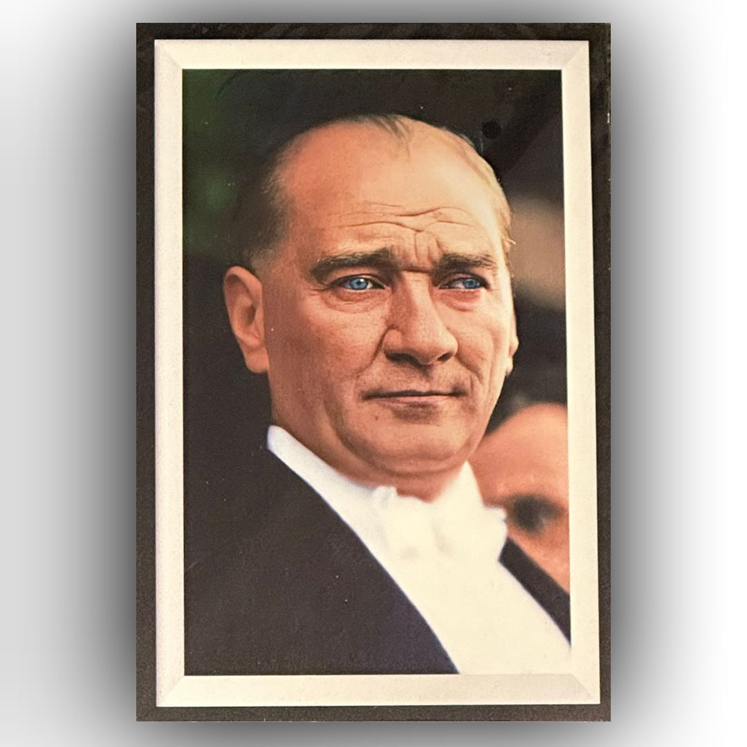 Atatürk 3 Retro Ahsap Posteri
