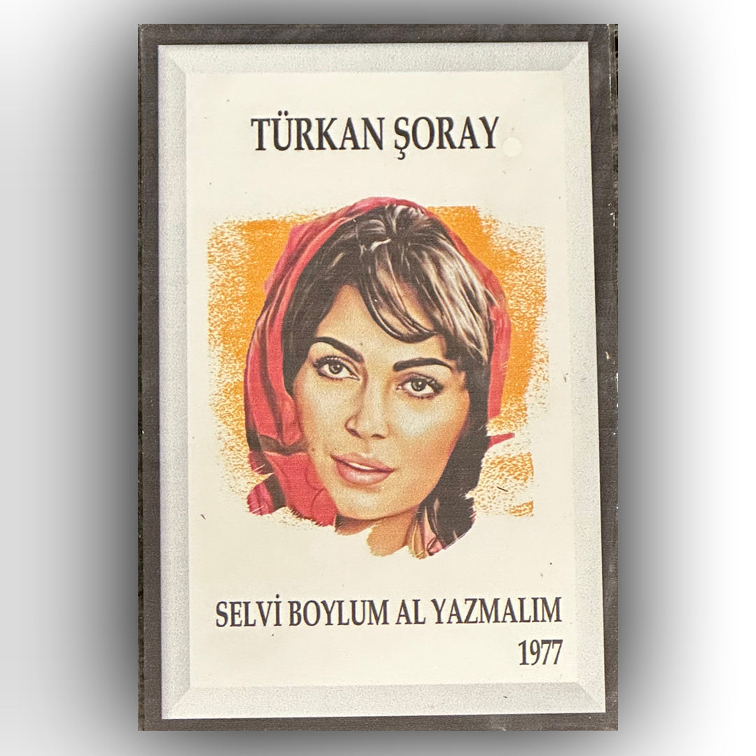 Türkan Şoray Al Yazmalım Retro Ahsap Posteri