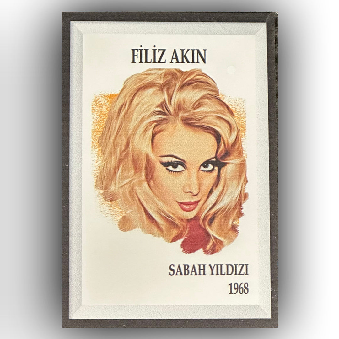 Filiz Akın Retro Ahsap Poster